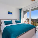 Villa Luxury Klara With Heated Pool, Near Airport&zadar