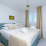 Villa Luxury Klara With Heated Pool, Near Airport&zadar *